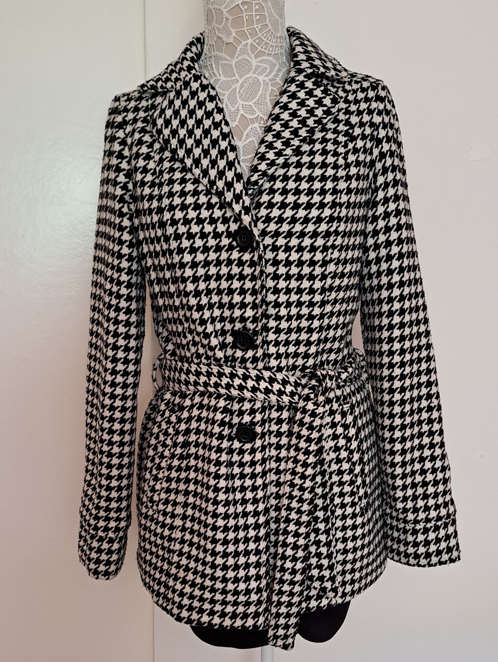 Jou Jou Black & White Houndstooth Belted Trench Coat